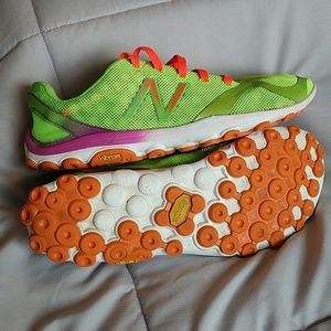 New Balance Minimus shoes, Vibram soles Womens 9.5